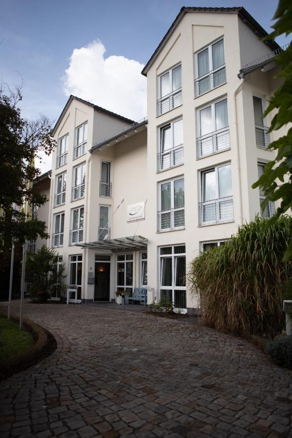 Pepb Schulungshotel Sarstedt Esterno foto