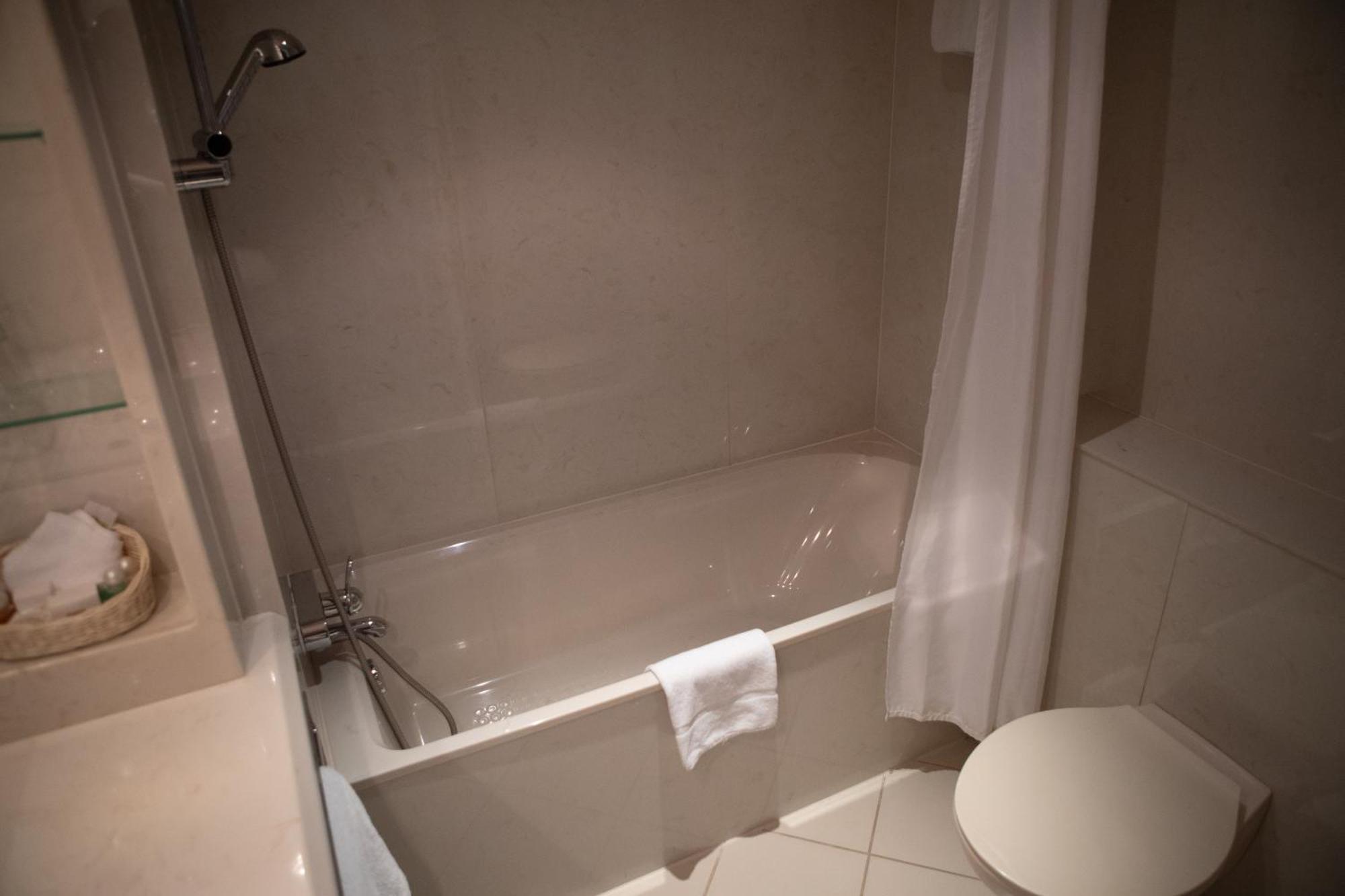 Pepb Schulungshotel Sarstedt Esterno foto
